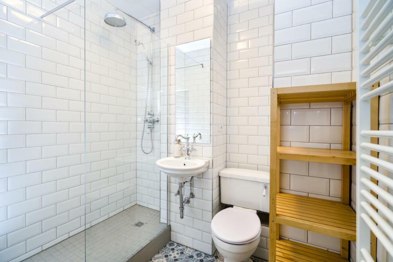 The Rheinsberger - Cosy 2Br One Living Room Up To 6 برلين المظهر الخارجي الصورة